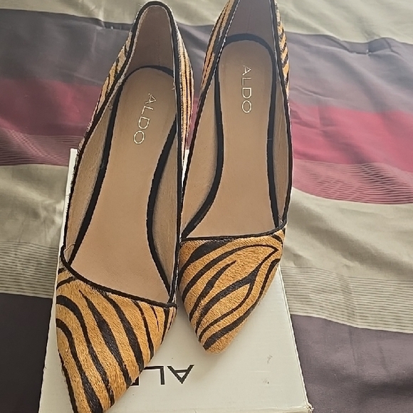 Aldo Women's Zebra Print Heels - Picture 2 of 9